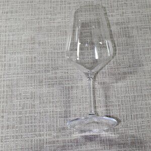 Stölzle Lausitz 8.9" Red Wine Glasses (REVOLUTION) 16.5 fl oz Elegant Wine Glass